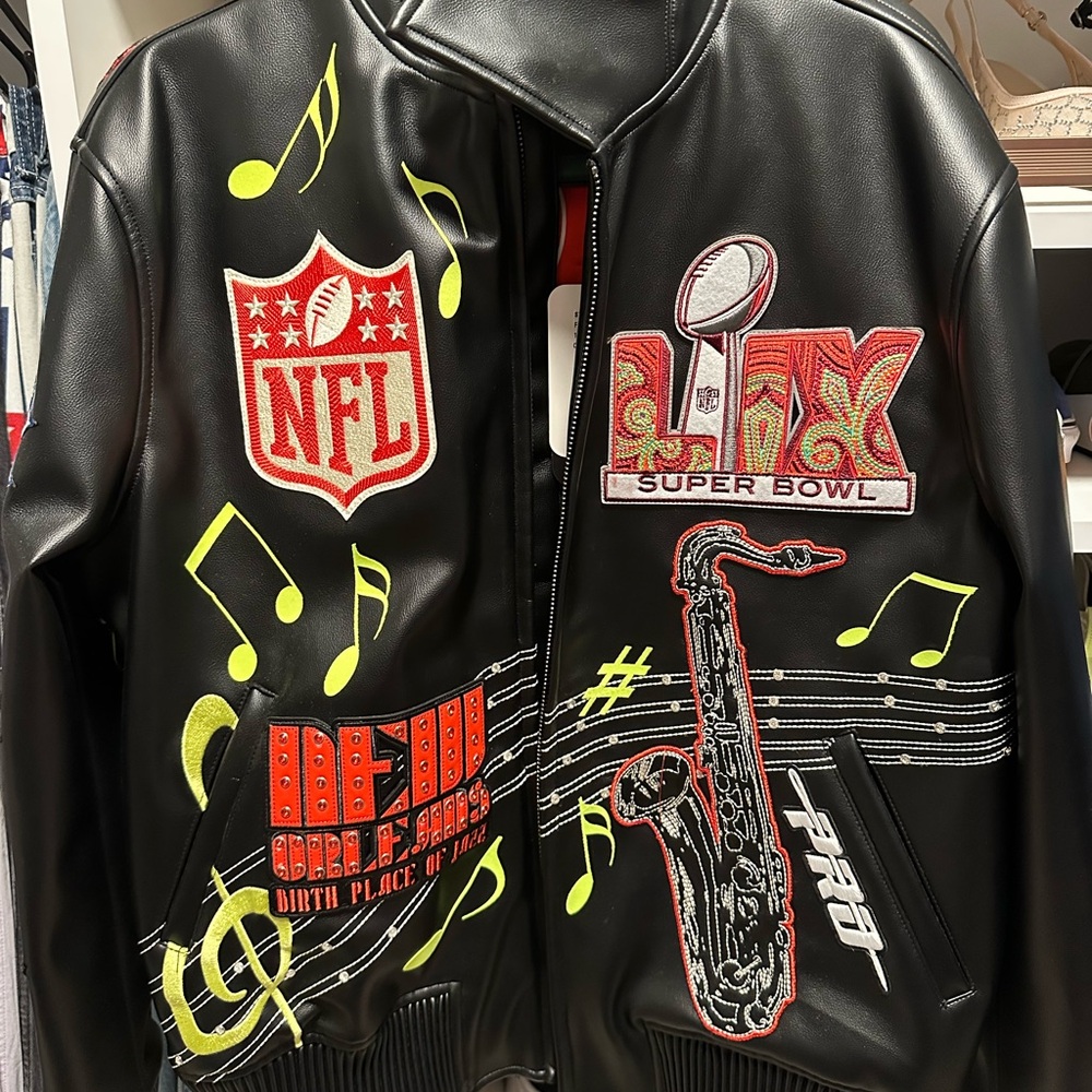 Pro Standard Black NFL Super Bowl Jacket, limited edition